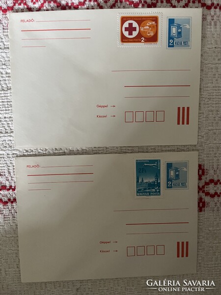 Retro borítékok bélyeggel , kettő egyben