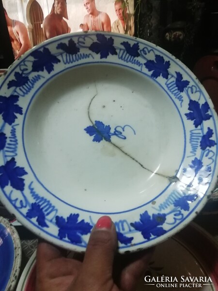 Régi Népi falitányér 96 a képeken látható állapotban