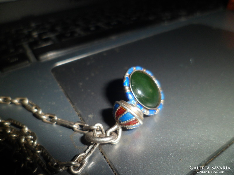 Régi ezüst medál lánccal