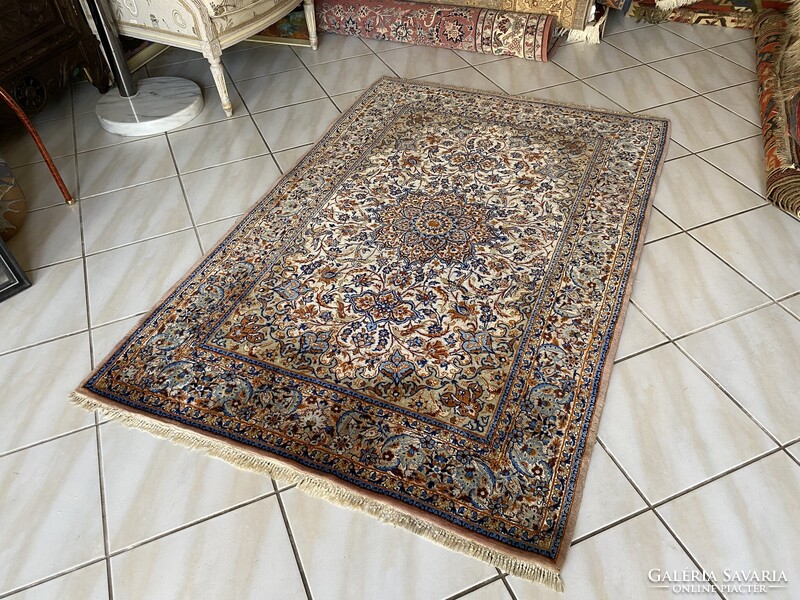 Exkluzív Isfahan Selyem Perzsa Szőnyeg  167x110