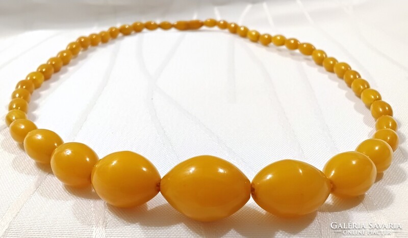 RÉGI BOROSTYÁN? MŰANYAG?BAKELIT?NYAKLÁNC 58 CM