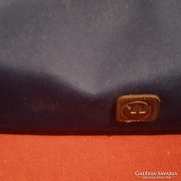 Northwest Airlines business class bag in good condition