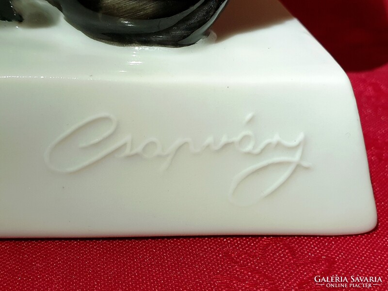 Herendi antik juhász betyár figura