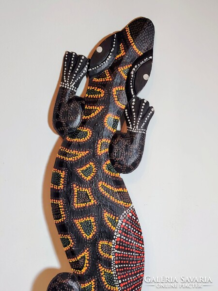 Kézzel faragott, festett fa gekkó dekoráció 100 cm.  ALKUDHATÓ