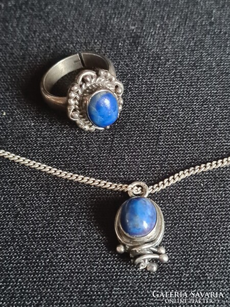 Kék köves lapis lazuli ékszerész által készített gyűrű és nyaklánc medál szett