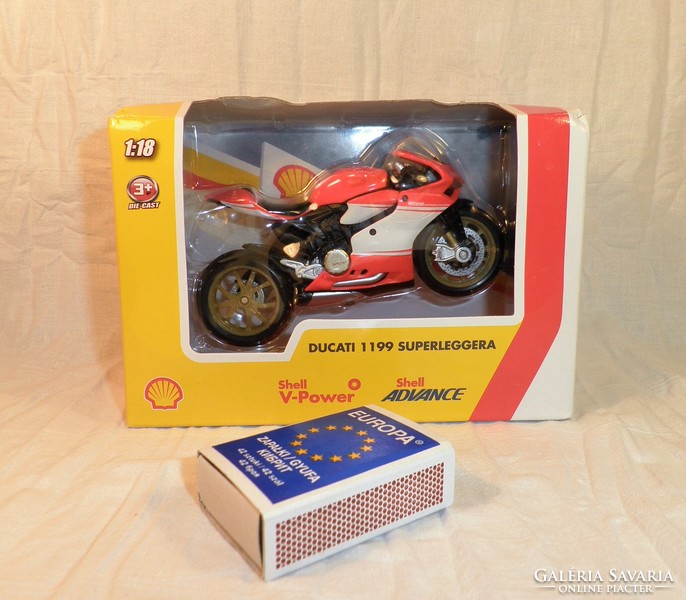 DUCATI 1199 SUPERLEGGERE. Ajándéknak is ajánlom!
