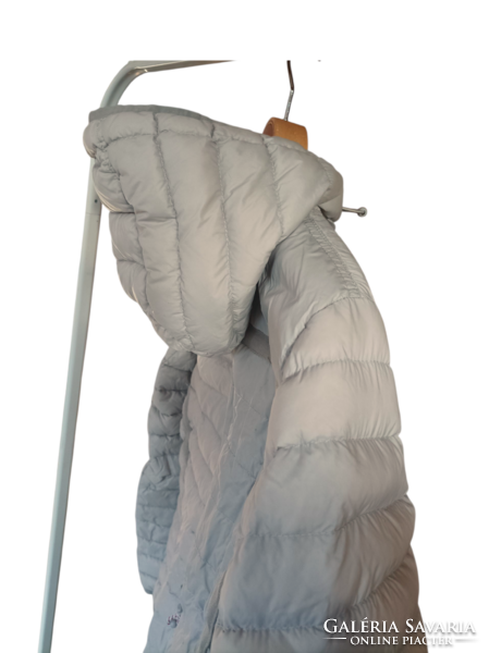 XL-es (mellsz: 52 cm) kacsa pehely (90%) és toll (10%) töltetű vékony, halvány bézs dzseki