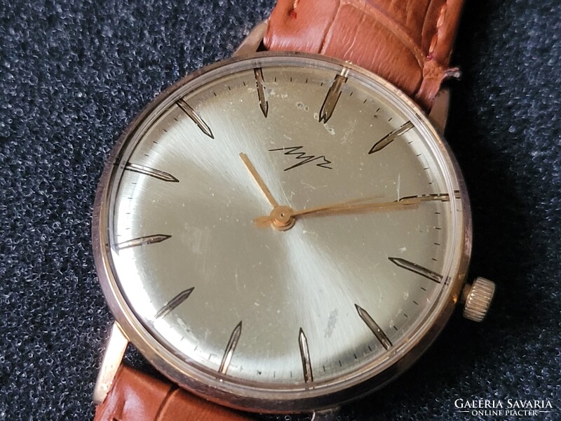 LUCH 23köves antik szovjet férfi karóra a 70-es évekből kiváló működéssel 20 mikronos aranyozott tok