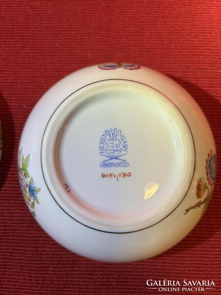 HEREND kézzel festett porcelán doboz – rózsafejes fedéllel