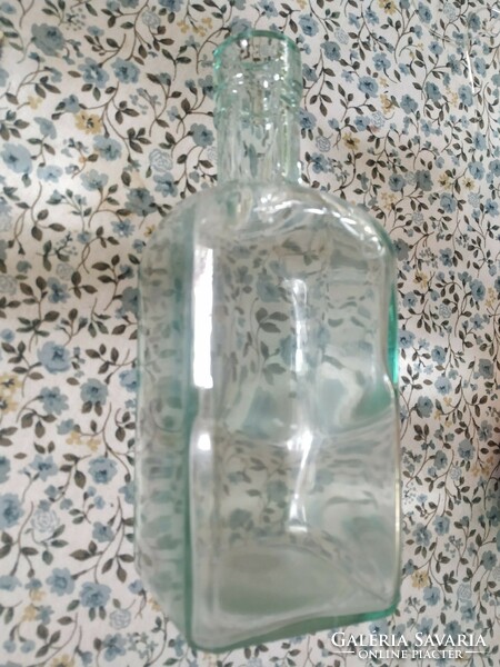 Zöld szögletes üveg palack , antik, hibátlan