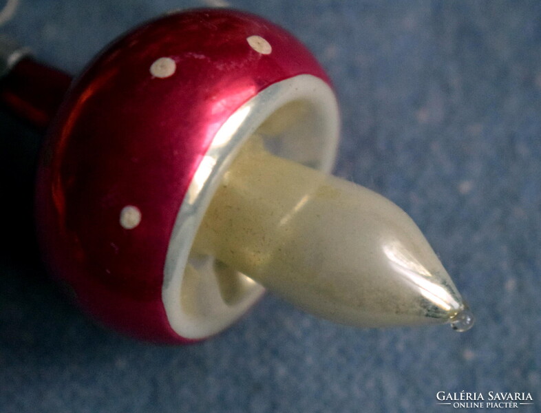 Régi kicsi  üveg gomba karácsonyfadísz  5,5cm + függesztő