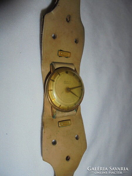 Régi RAKÉTA férfi karóra bőr szíjjal
