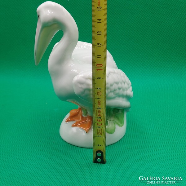 Ritka gyűjtői Lehelné Rozsos Janka Kőbányai Porcelángyár ( Drasche) porcelán  Pelikán figura