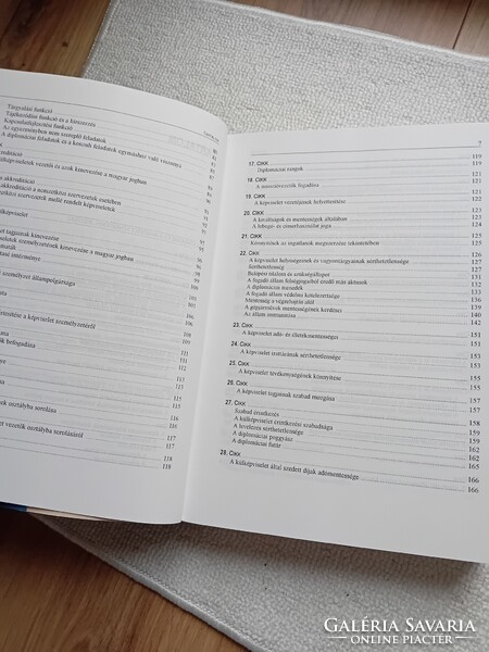 Hargitai József-A diplomáciai és konzuli kapcsolatok joga