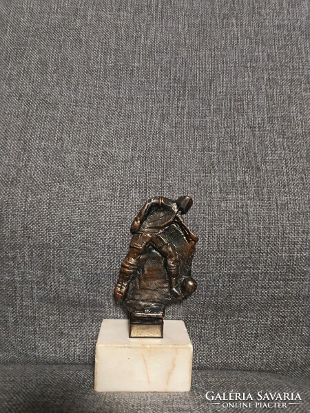 Vittorio Buzzanca (V. Busan) bronz kisplasztika márvány talapzaton