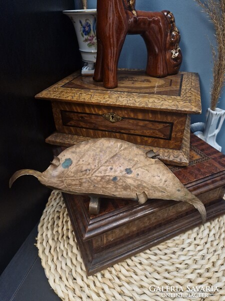 Industriális hamutál