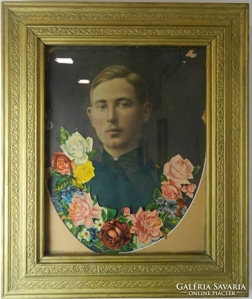 1. világháborús fiatal magyar katonatiszt portré / falikép aranyszínű keretben