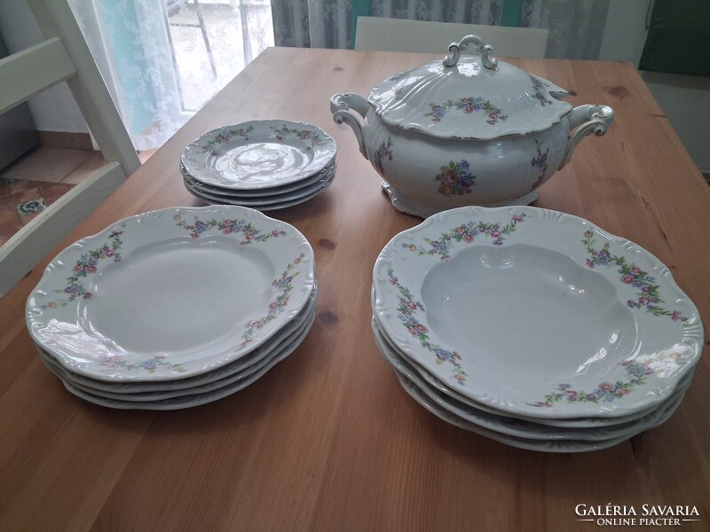 Zsolnai Étkészlet ( 1db Leveses + 4 db Mély +4db Lapos+ 4db Süteményes Tányér) Hibátlan állapotban