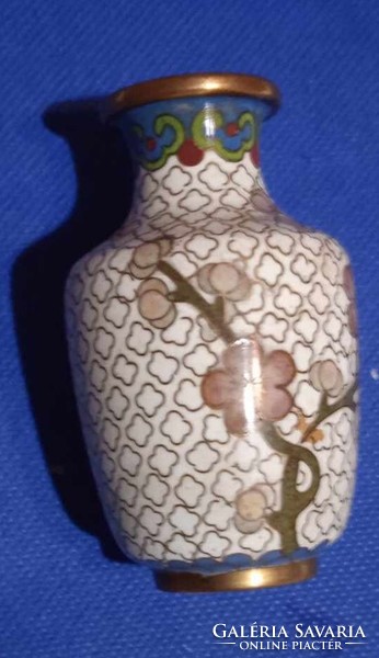 Small Chinese Vase 7.5 cm