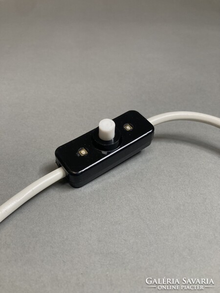 Karin Korn gombalámpa