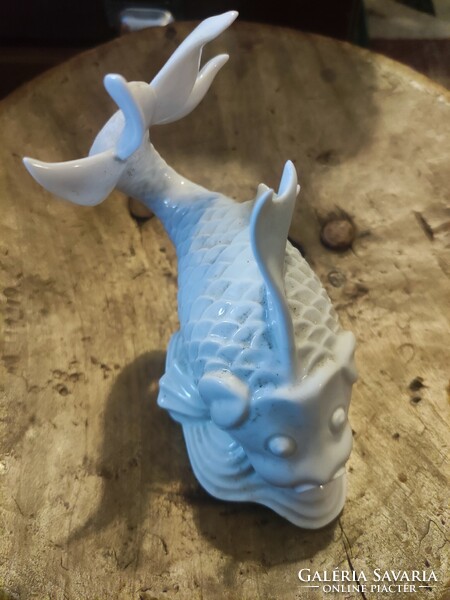 Régi herendi porcelán koi hal