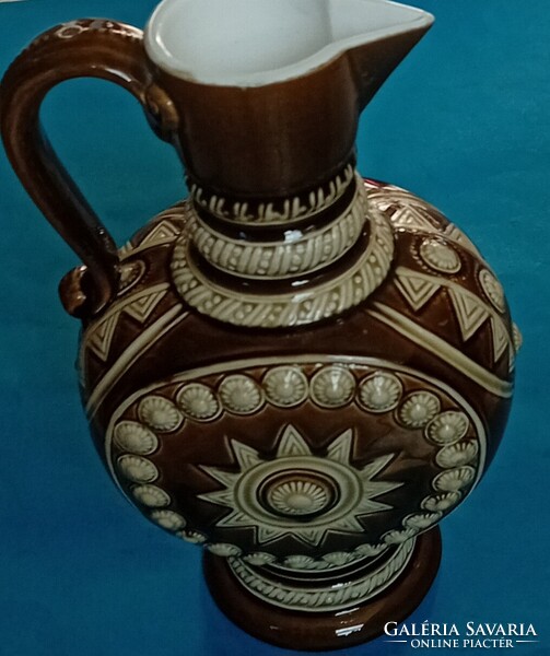 Schütz Cilli kerámia korsó kancsó