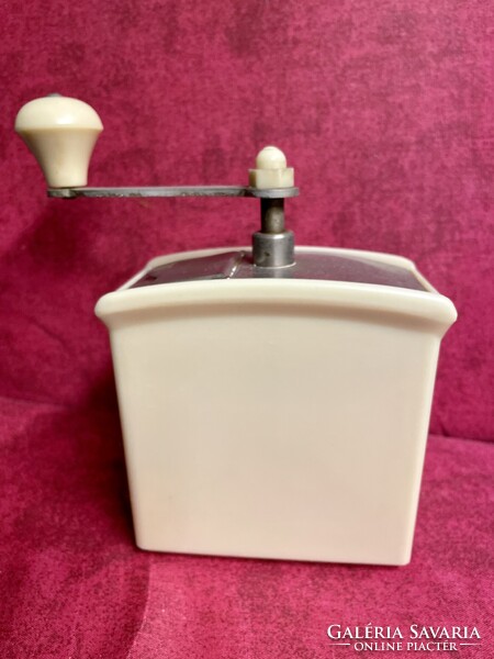 Retro műanyag daráló