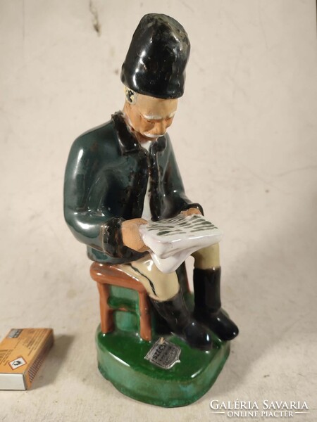 Szécsi mázas kerámia szobor 255