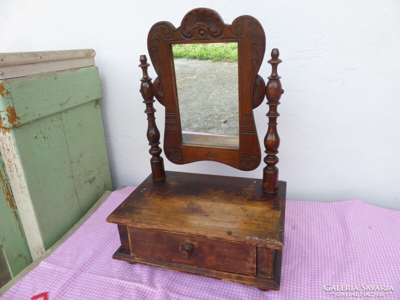 Antik fiókos tükör parasztházból