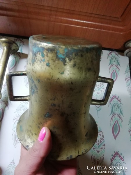 Antik domború nagy mozsár törővel, mozsár 12 cm x 12 cm törő 20 cm a képeken látható állapotban