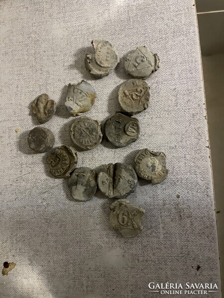 13 darab regi Retro ólom  plomba egyben