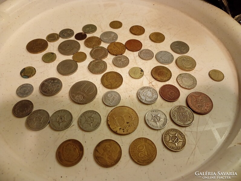 Vegyes fém pénzek.  Sok pénz került elő hamarosan az oldalamon