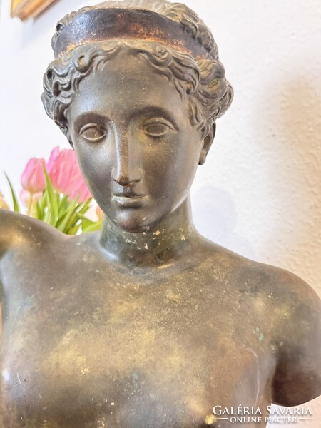 ANTIK HATALMAS APHRODITÉ BÜSZT