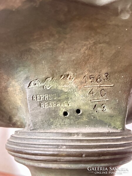 ANTIK HATALMAS APHRODITÉ BÜSZT