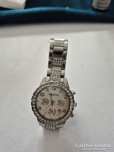 Geneva női köves karóra új