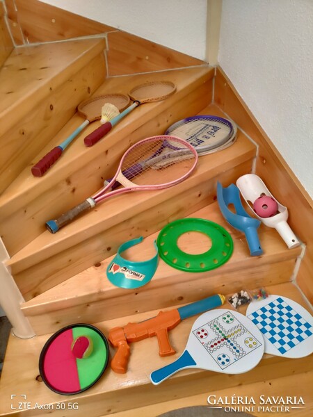 Eladó egy régi retró nyári játékok