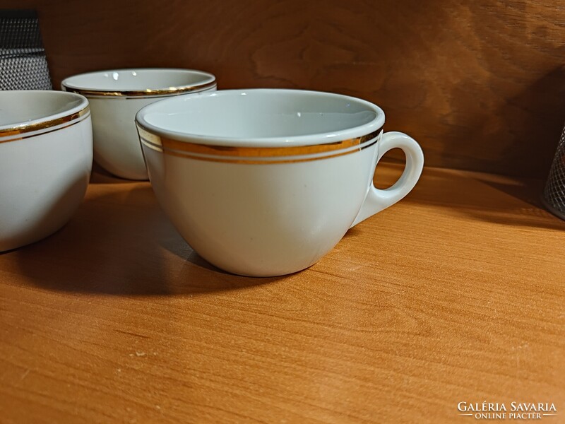 Zsolnay teás csésze 3 darab arany szegéllyel