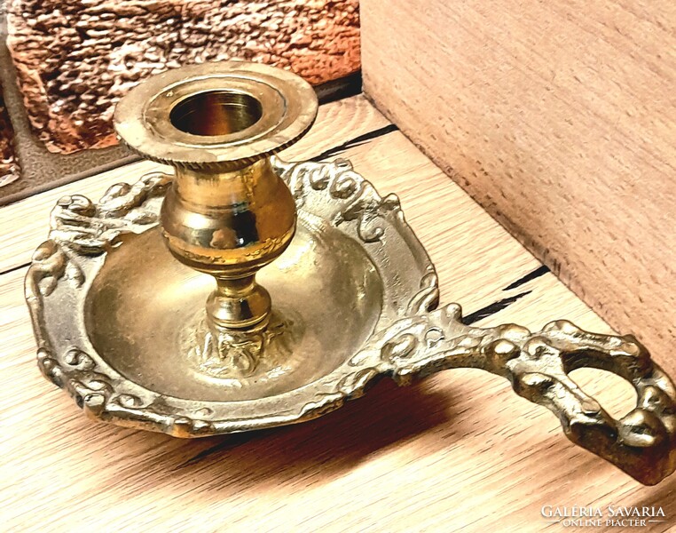 Dekoratív réz gyertyatartó