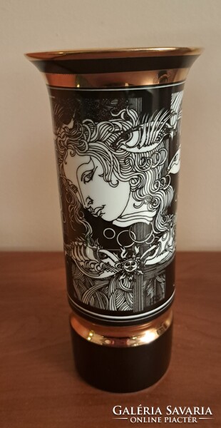 Szász Endre 26 cm-es Adria váza Hollóházi, hibátlan