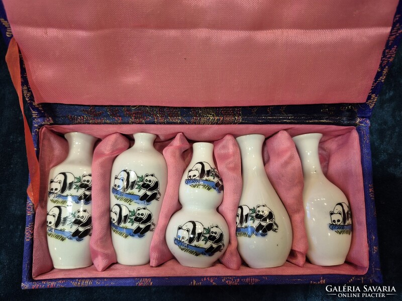 Kínai porcelán vázák