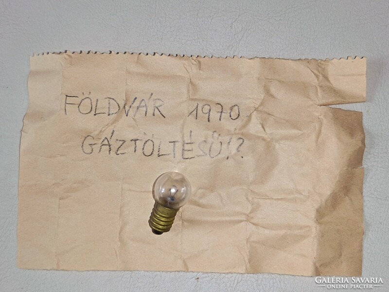 Retro/vintázs gáztöltésű izzó hagyatékból.. Kisautó, játék csere is érdekel