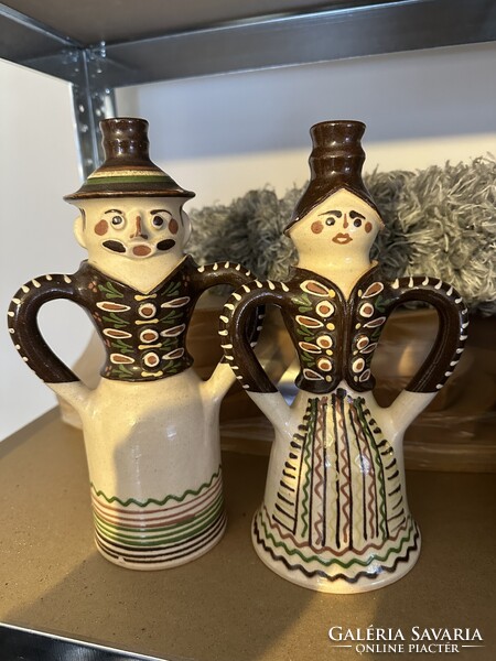 Nagyméretű 22,5cm nagyságú ember alakos butella. Párban