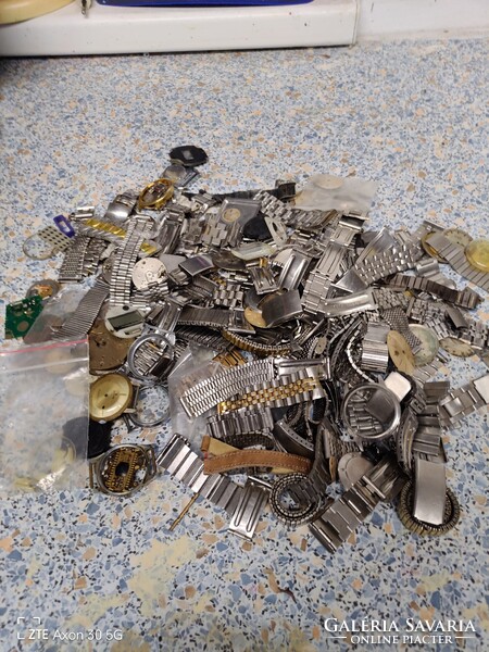 Eladó vegyes karóra alkatrészek