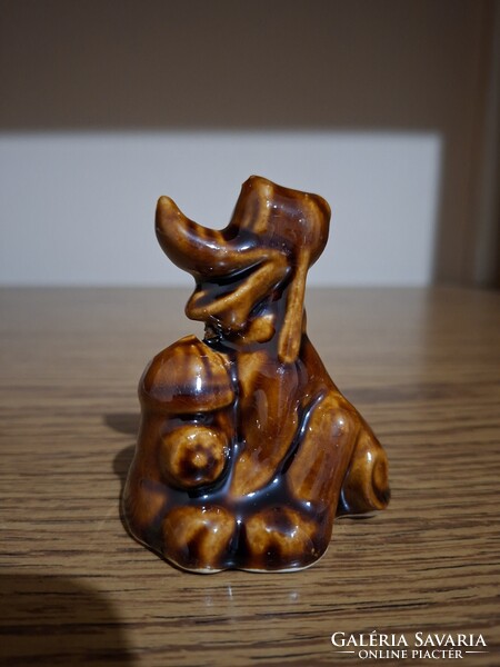 Kerámia kutya tűzcsappal. 7,5 cm.
