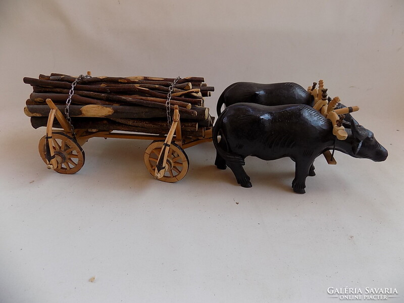 Bivalyos szekér, kézi famunka. Hibátlan. Teljes hossza 50 cm.