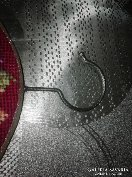 VÁLLFA - KÉZI HÍMZETT - GOBELINES - BÁRSONY - VÁLLFA - 43 x 7 cm - RÉGI - OSZTRÁK - HIBÁTLAN