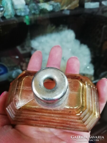 Art deco borostyán színű üveg a képeken látható állapotban.Hihetetlen aukciók és akciók folyamatosan