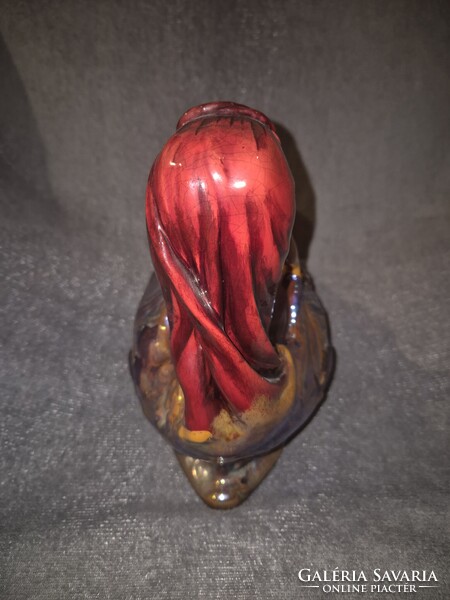 Zsolnay Halászó Lány