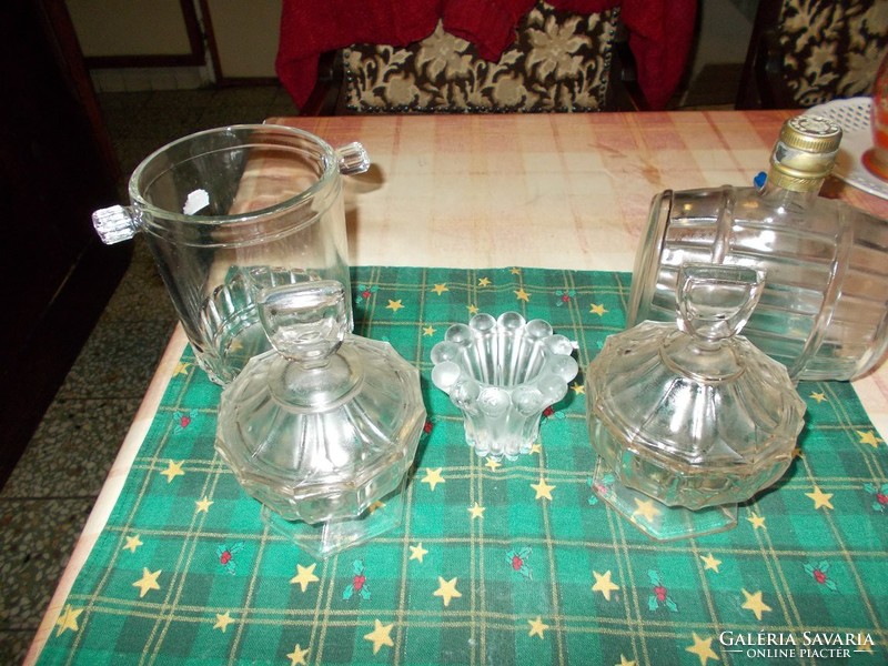 Üvegárúk,szép állapotúak