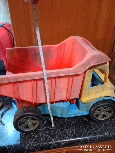 Retro munkagép .Több száz Aukció és Akció